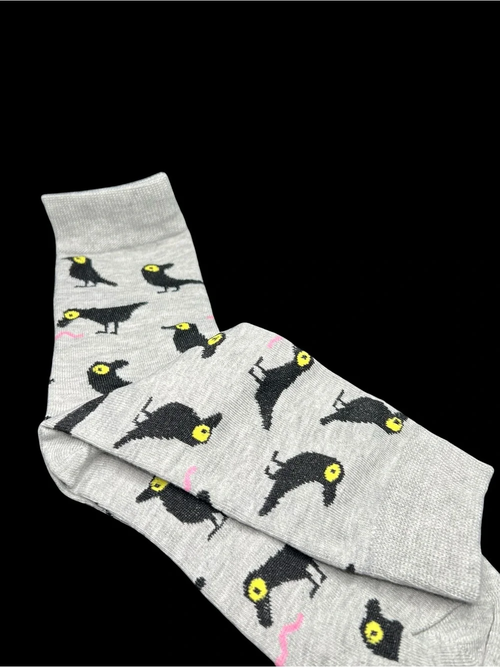 NWT Soft Gray Graphic Crew Socks - Repeating Black Bird Motif 🐦‍⬛